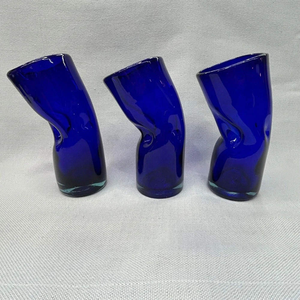 Hand Blown Cobalt Blue Art Glass Tumblers Set 3‎ Twisted Mexican Drunken Glasses